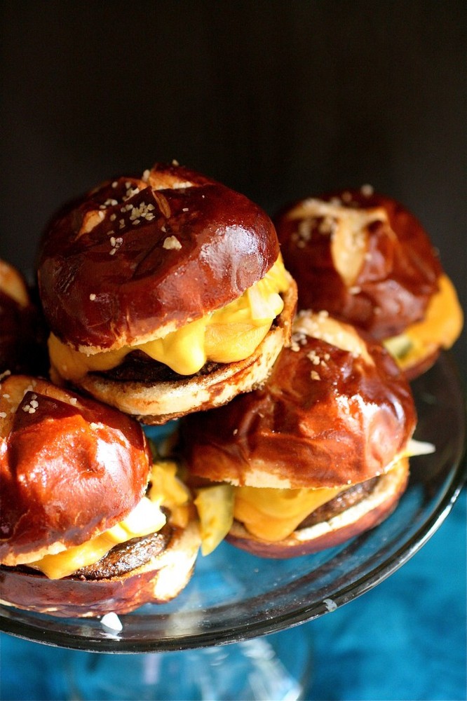 Full Draw Archery - Ground Venison Sliders